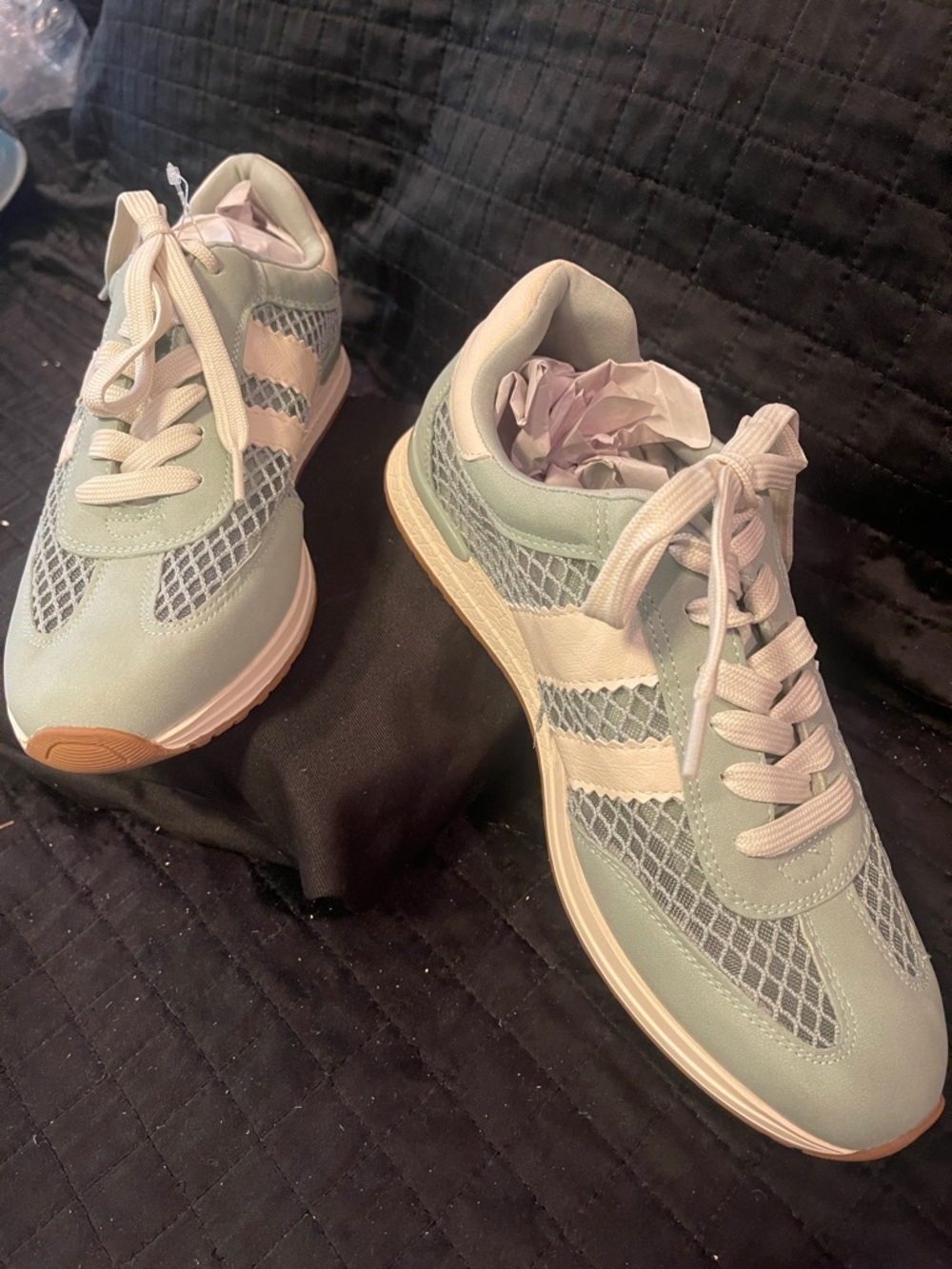 DV Dolce Vita mesh breathable sneakers blue/green new 9 m